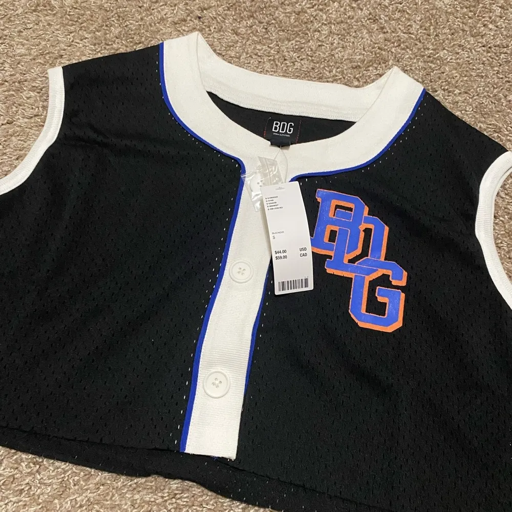 BDG Malone Mesh Button-Front Vest NWT - Image 8