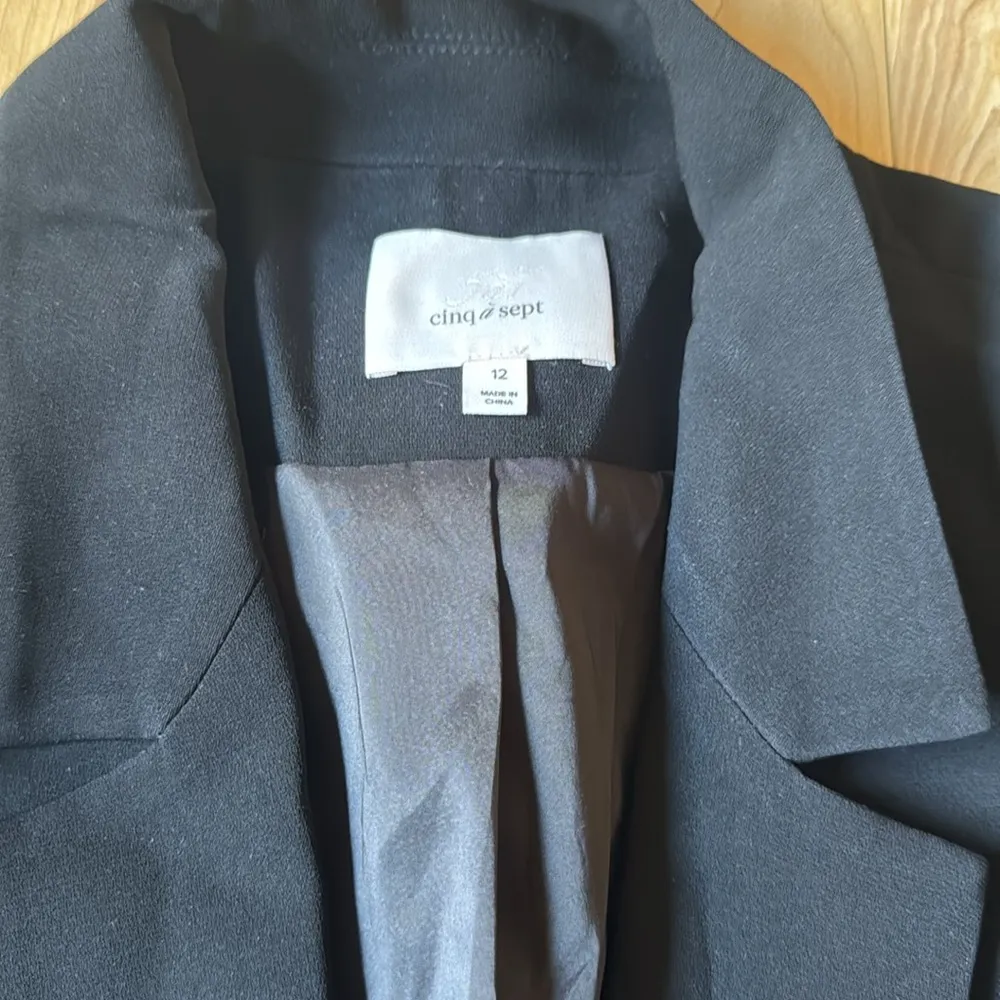 CINQ A SEPT BLACK BLAZER - Image 3