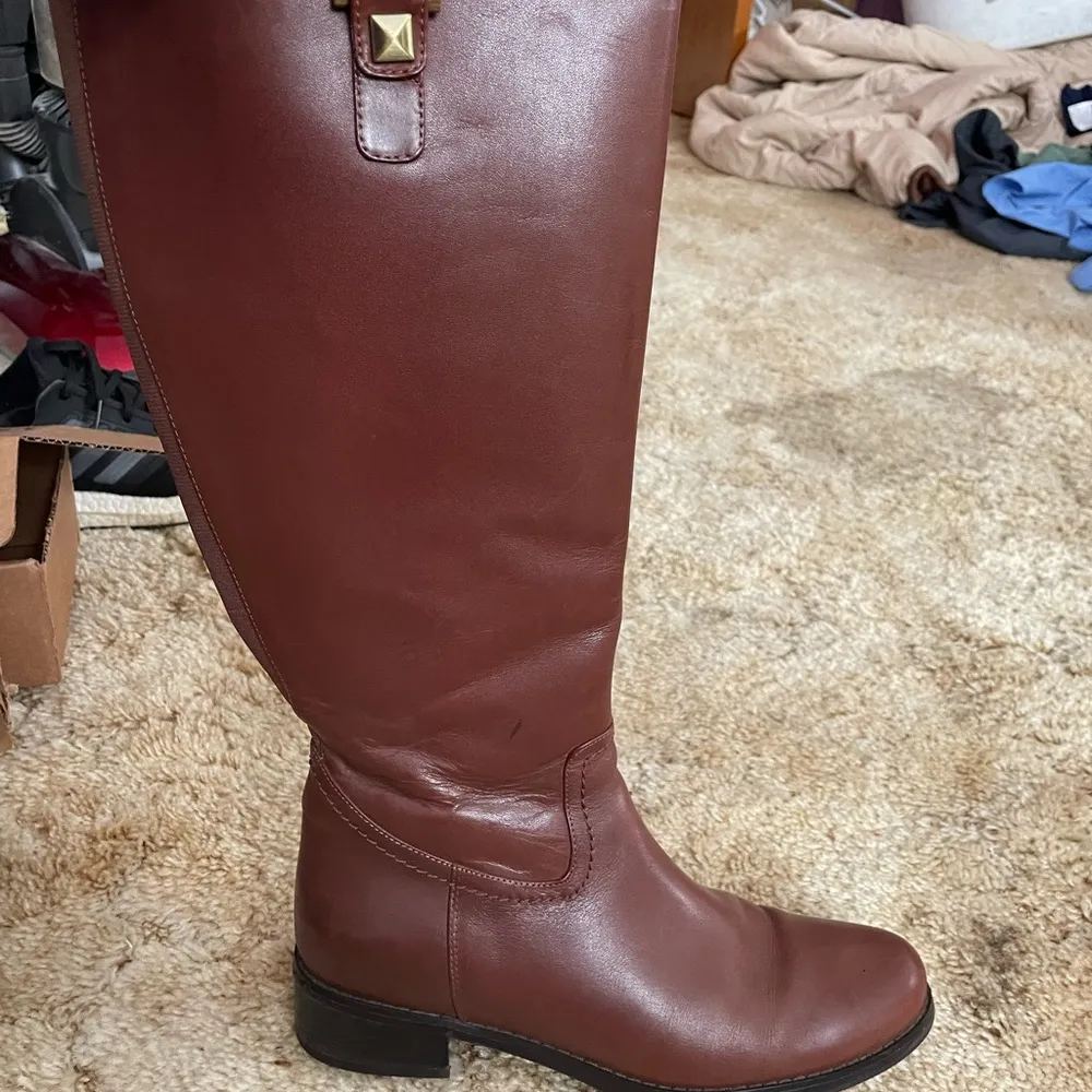 Blondo women’s tall waterproof boots brown size 7.5 - Image 9