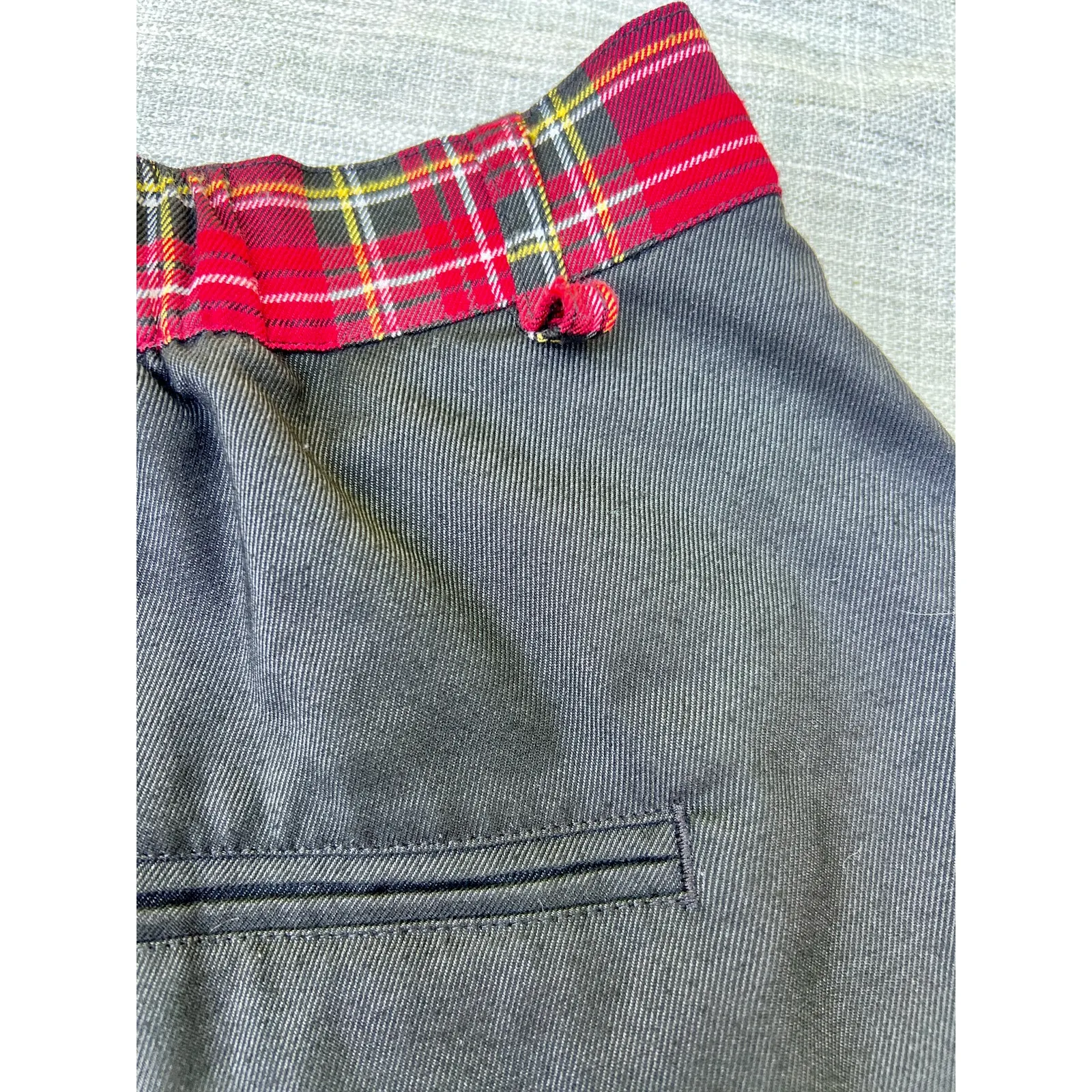 Women's M Half Plaid Black Split Shorts Hot Topic Goth Punk - Image 7