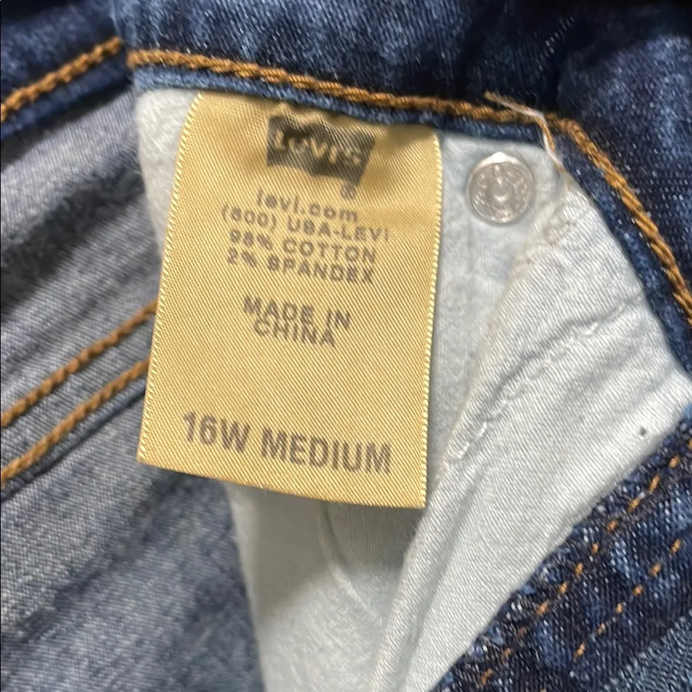 Levi's Women's Boot Cut Jeans - Dark Blue - Image 6