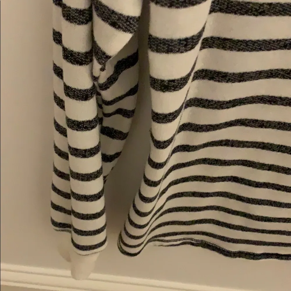 One Clothing Black and white striped sweater - Image 5