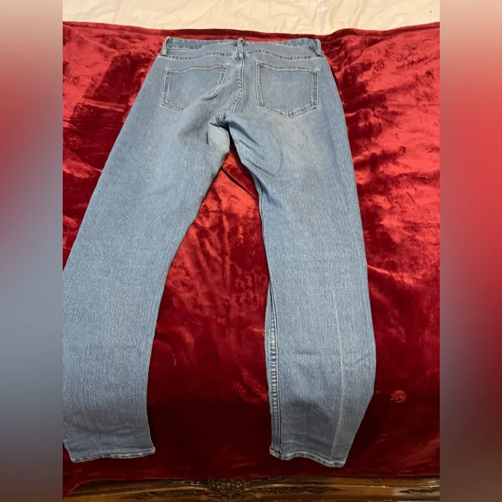 Adorable h&m light jeans - Image 2