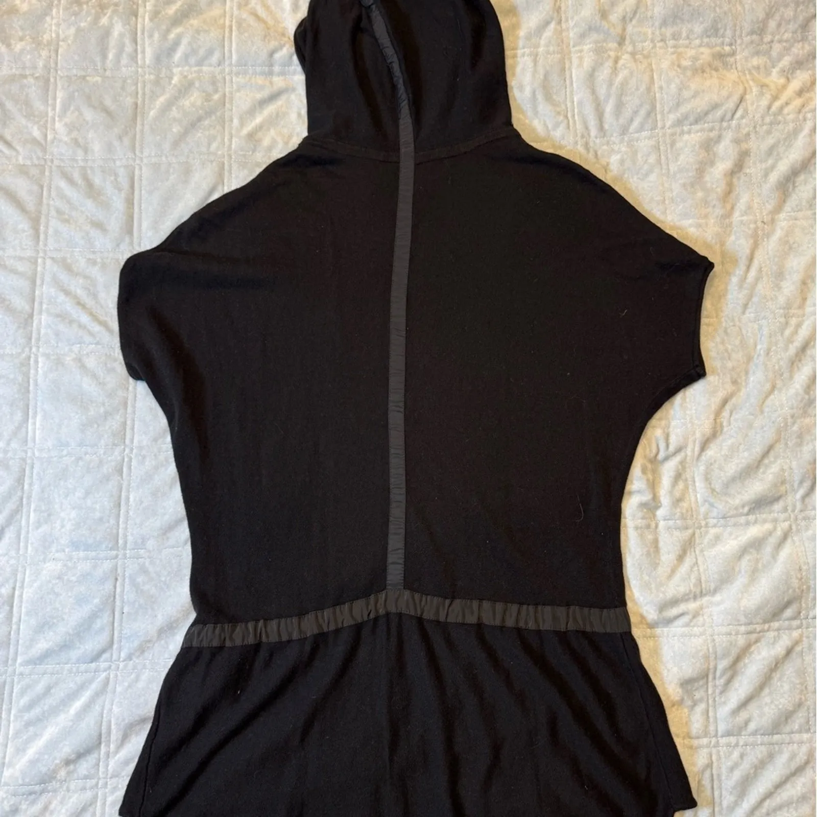 B Barneys New York CO-OP Black‎ Hooded Sweater Top – Size Small - Image 6