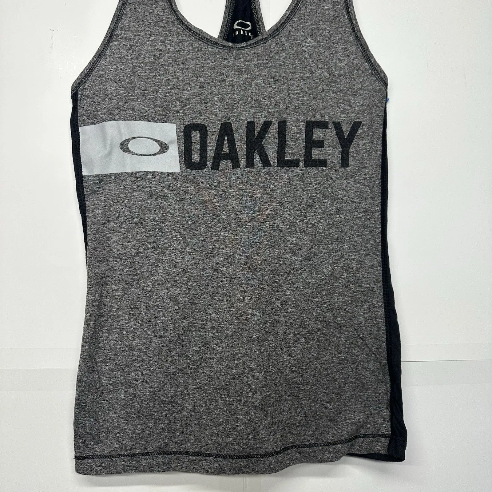 Oakley Women’s Athletic Tank Top Size Small Gray Racerback Logo Workout Shirt - Image 2