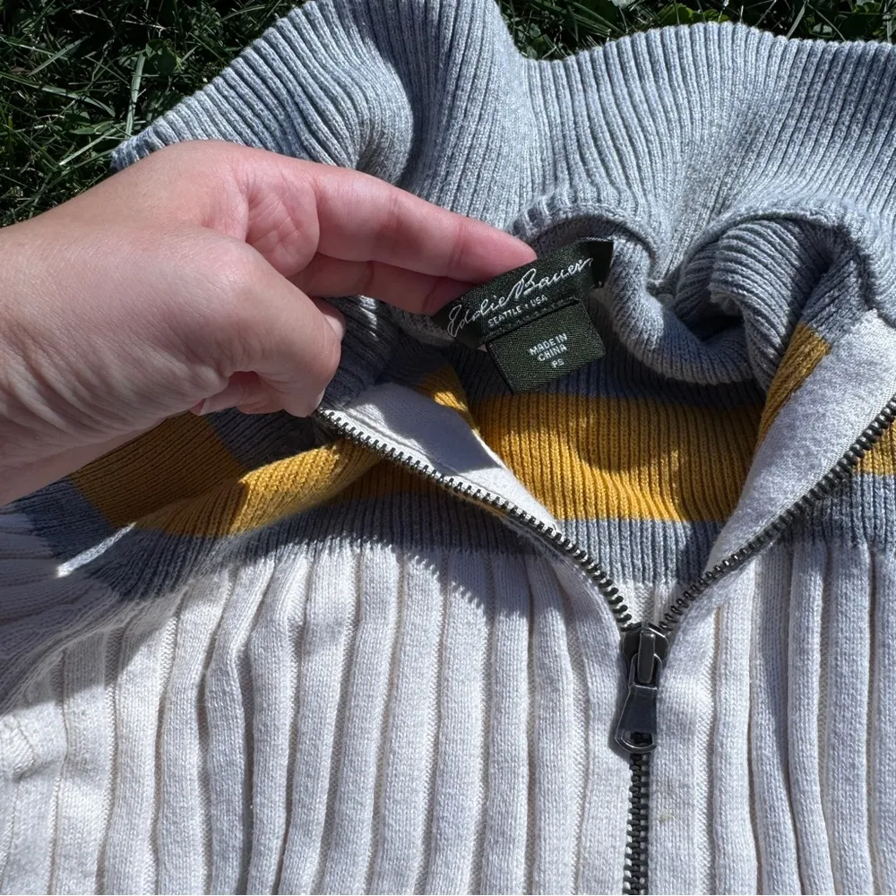 Eddie Bauer Women's Cream and Yellow Jacket - Image 4