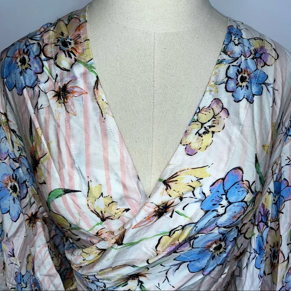 OLIVACEOUS Pink Striped Floral Wrap Tie V Neck Blouse Top Small NWT - Image 2