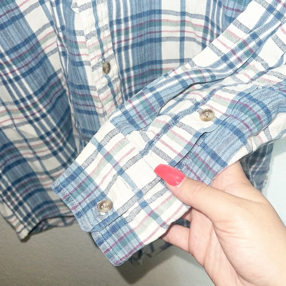 Pendleton Women’s 100% Cotton Blue White Long Sleeve Casual Button Front Shirt - Image 4