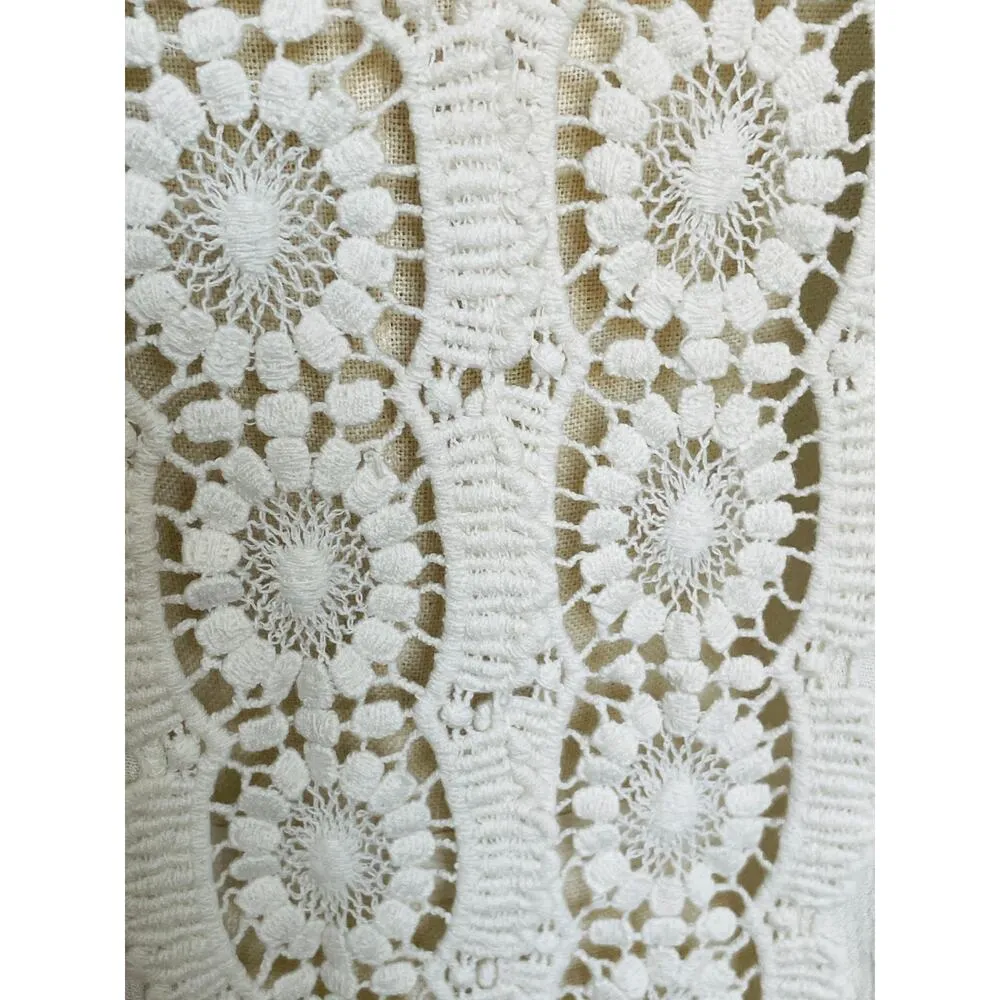 Umgee Floral Embroidered Cream Lace V Neck Top - Image 6