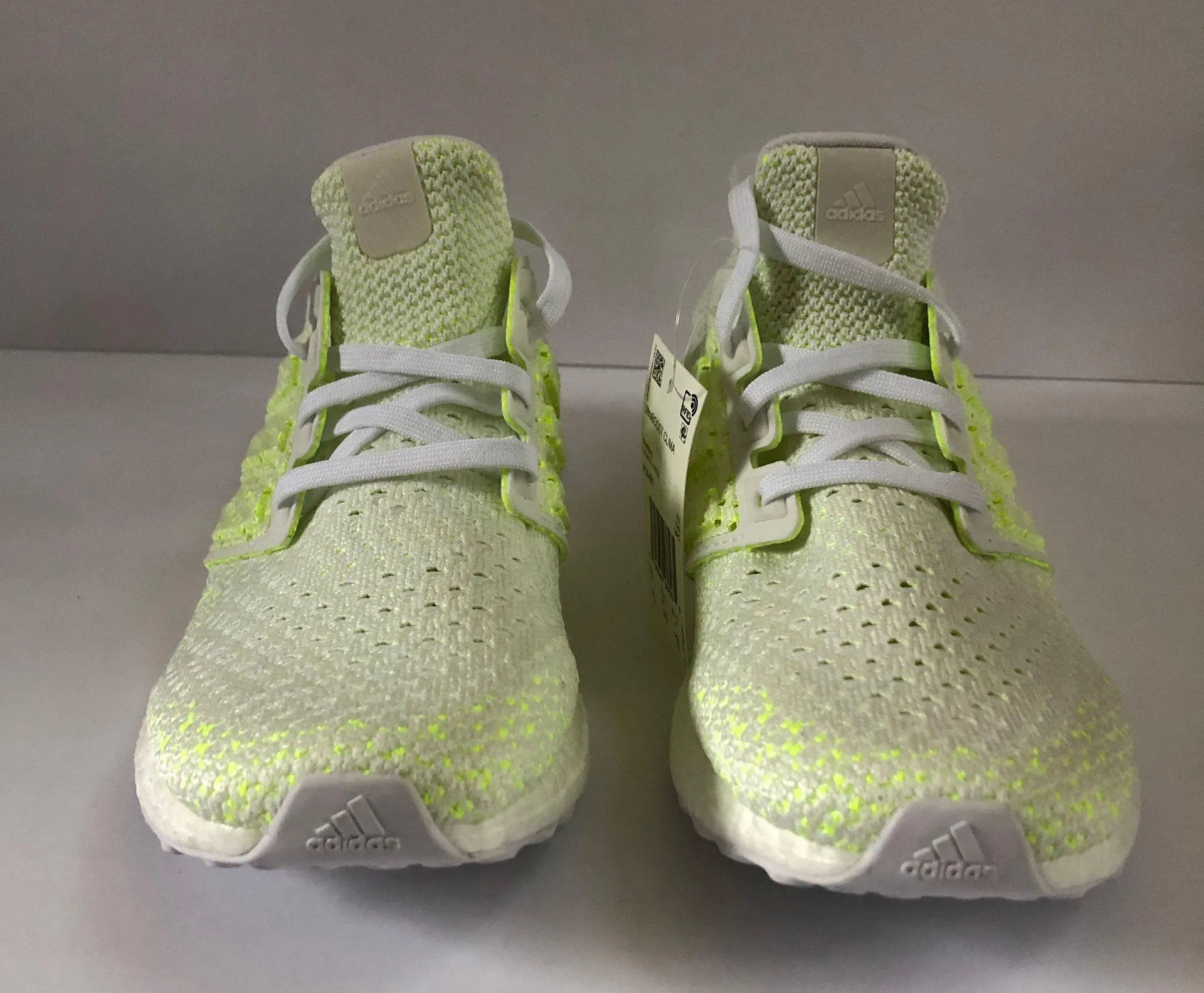 Adidas Ultra Boost Shoes - Image 4