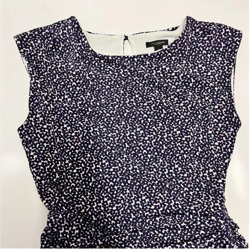 Ann Taylor - Sleeveless Ruched Side Slip Dress in Navy Purple & White Print - Image 2