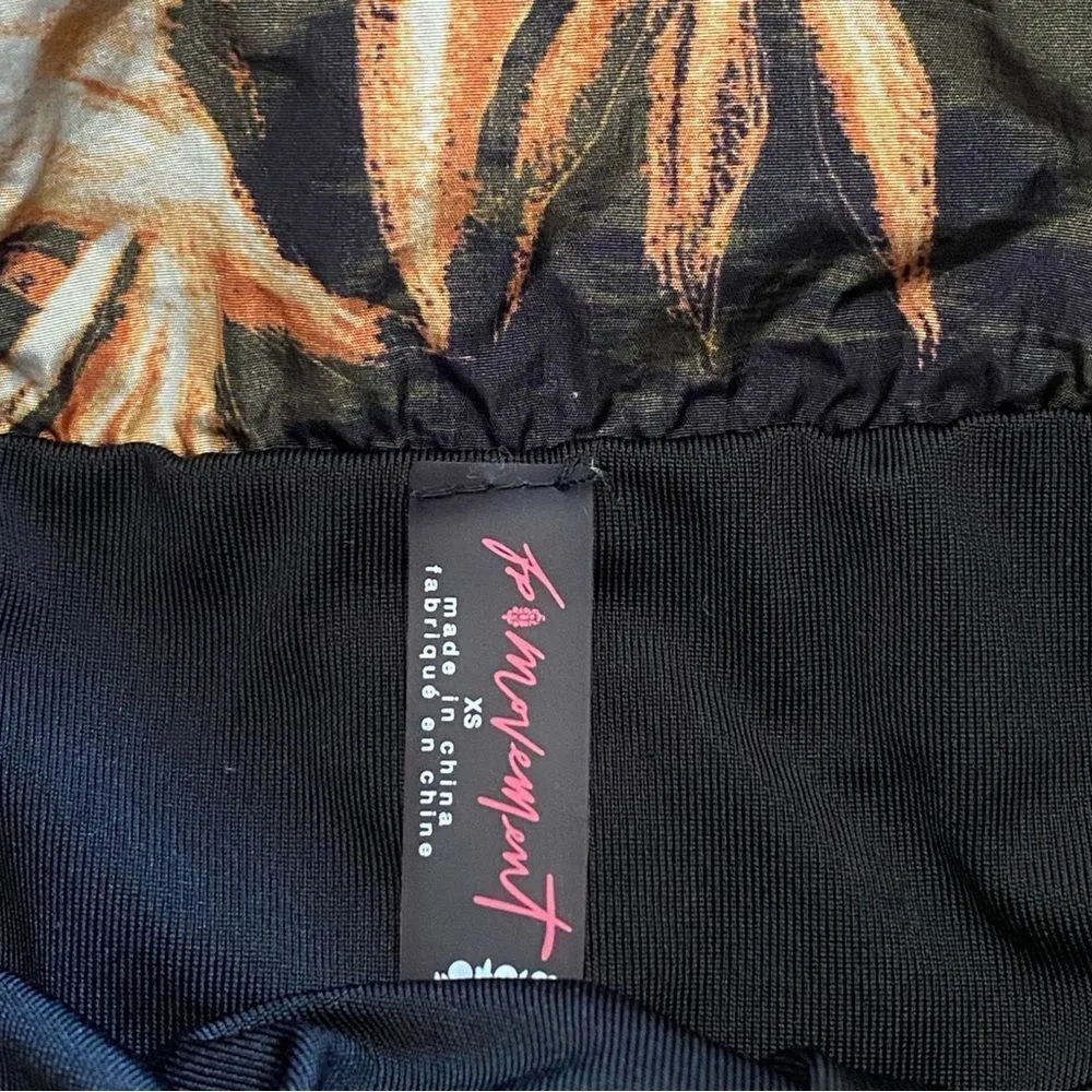 Free People Movement Shorts Athleisure Workout Black Floral XS Stretch - Image 3