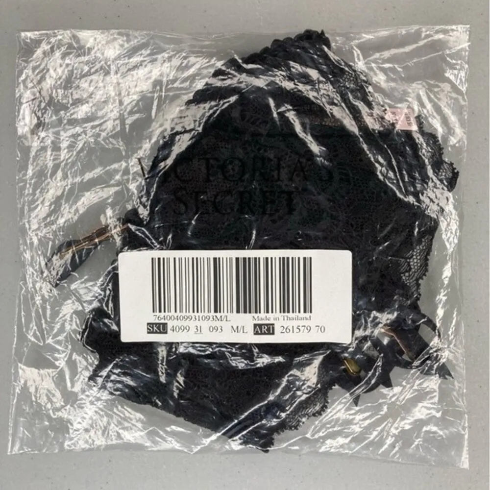 VICTORIA’S Secret DREAM ANGELS Black Floral Lace Garter Belt - Image 5