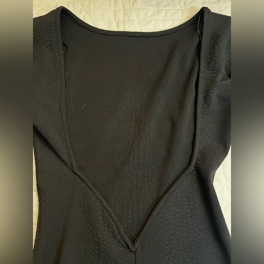 Windsor black snake print textured v low back dress nwt - Image 3