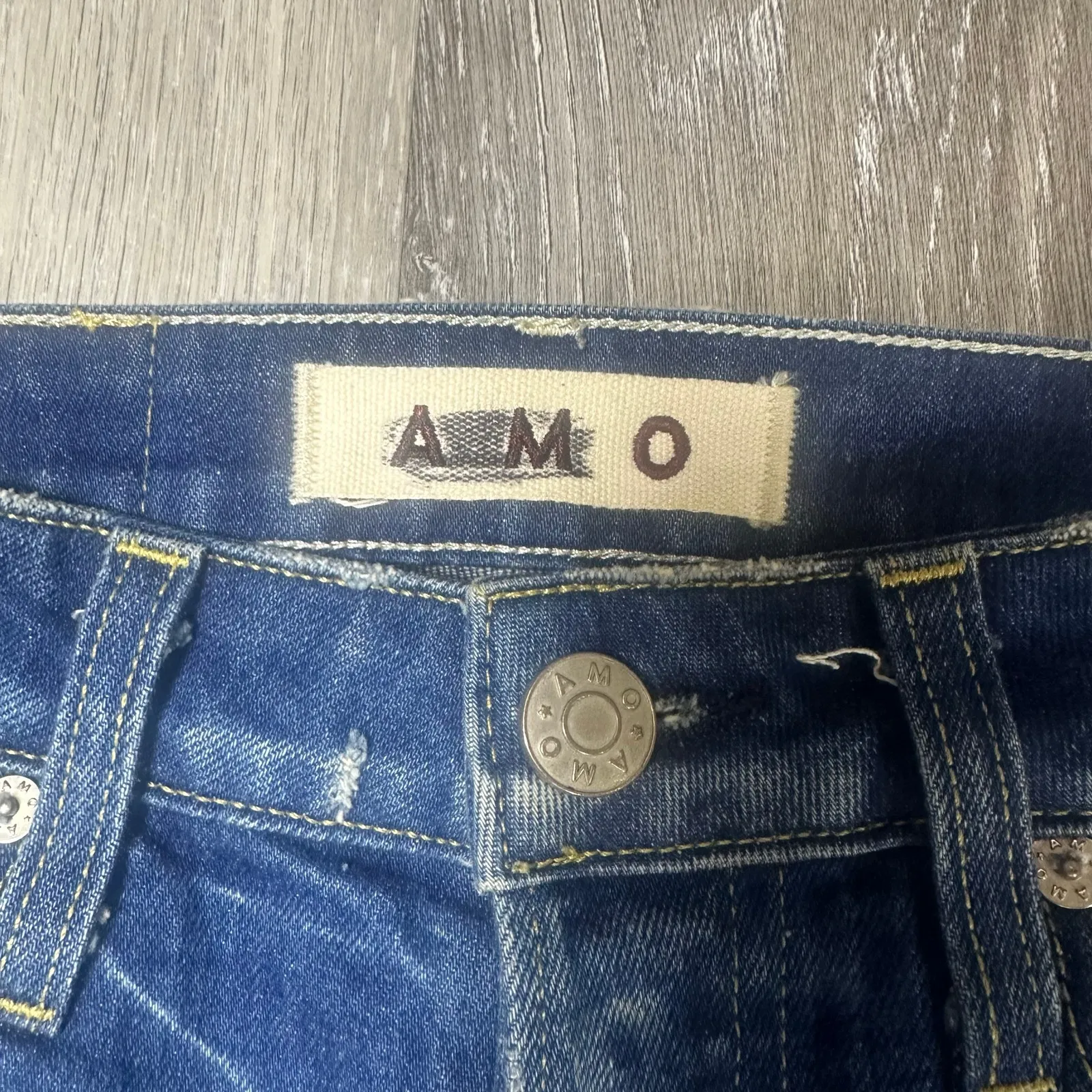 AMO Lover Knockout Distressed Hem Jeans Blue Size 25 - Image 3