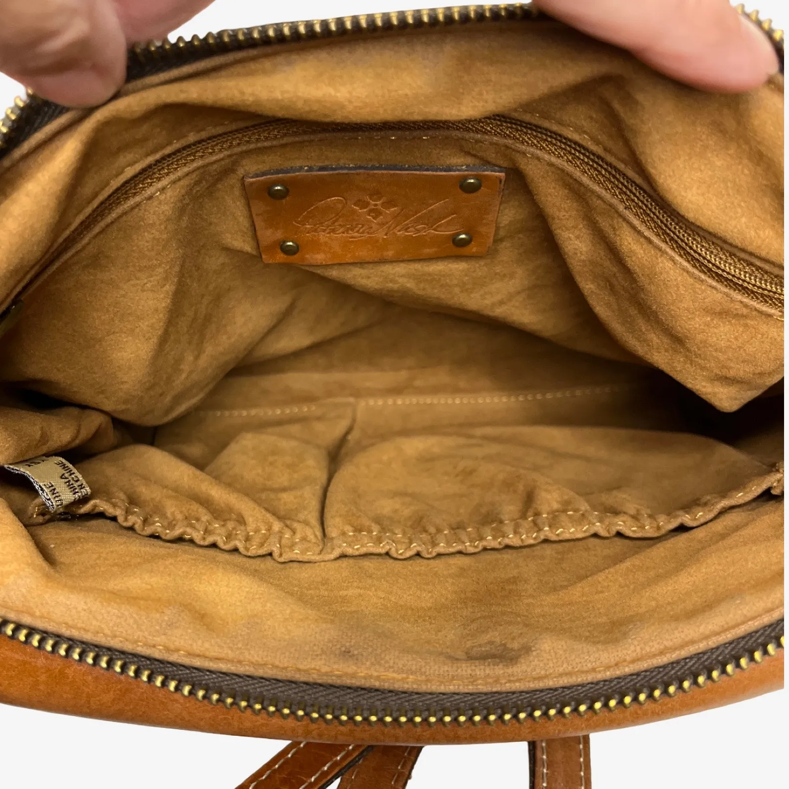 Patricia Nash Saddle Tan Leather Crossbody Bag Vintage Buckle Front Purse - Image 10