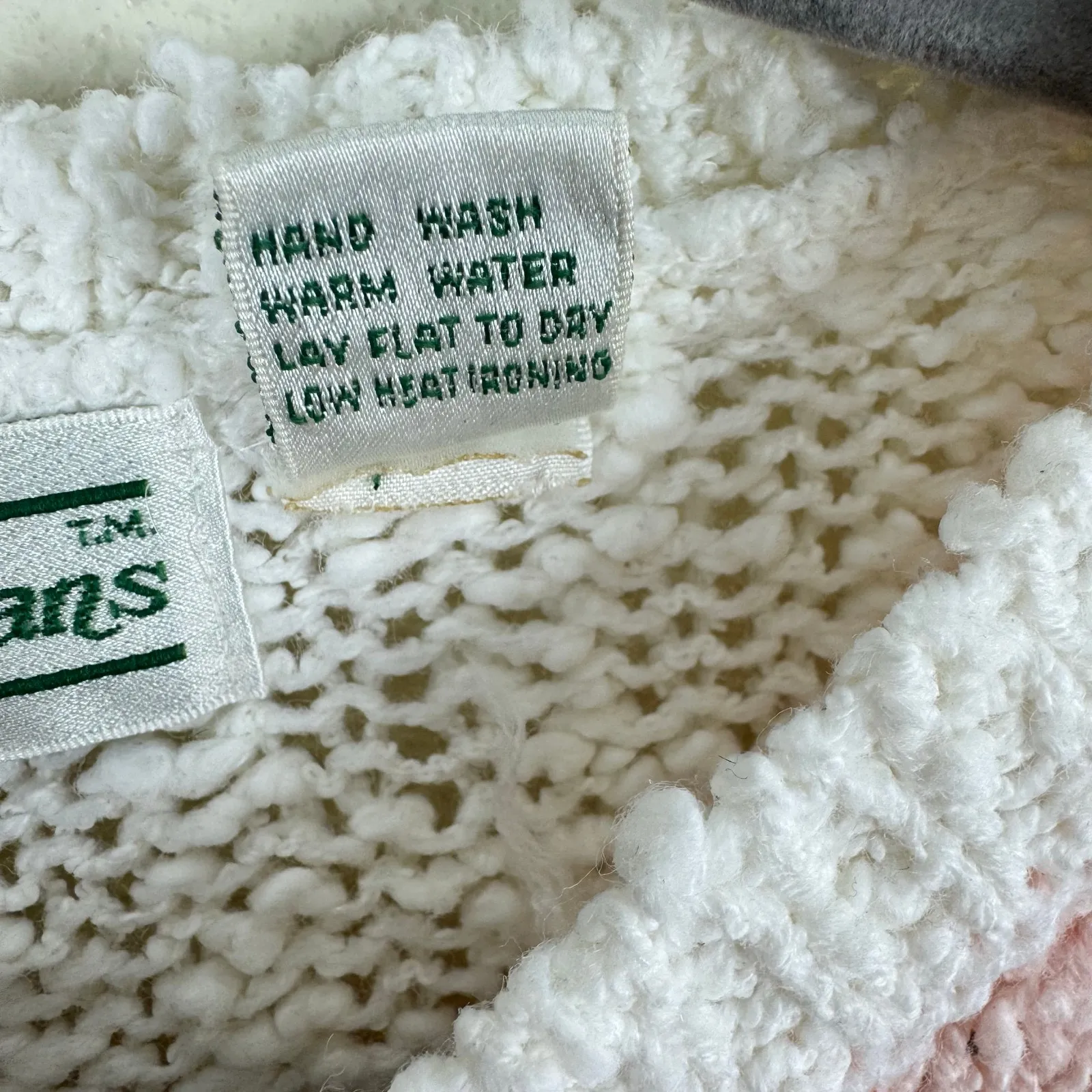 Shenanigans Vintage Floral Applique Beaded Chunky Knit Sweater Size M Pink Size M - Image 5