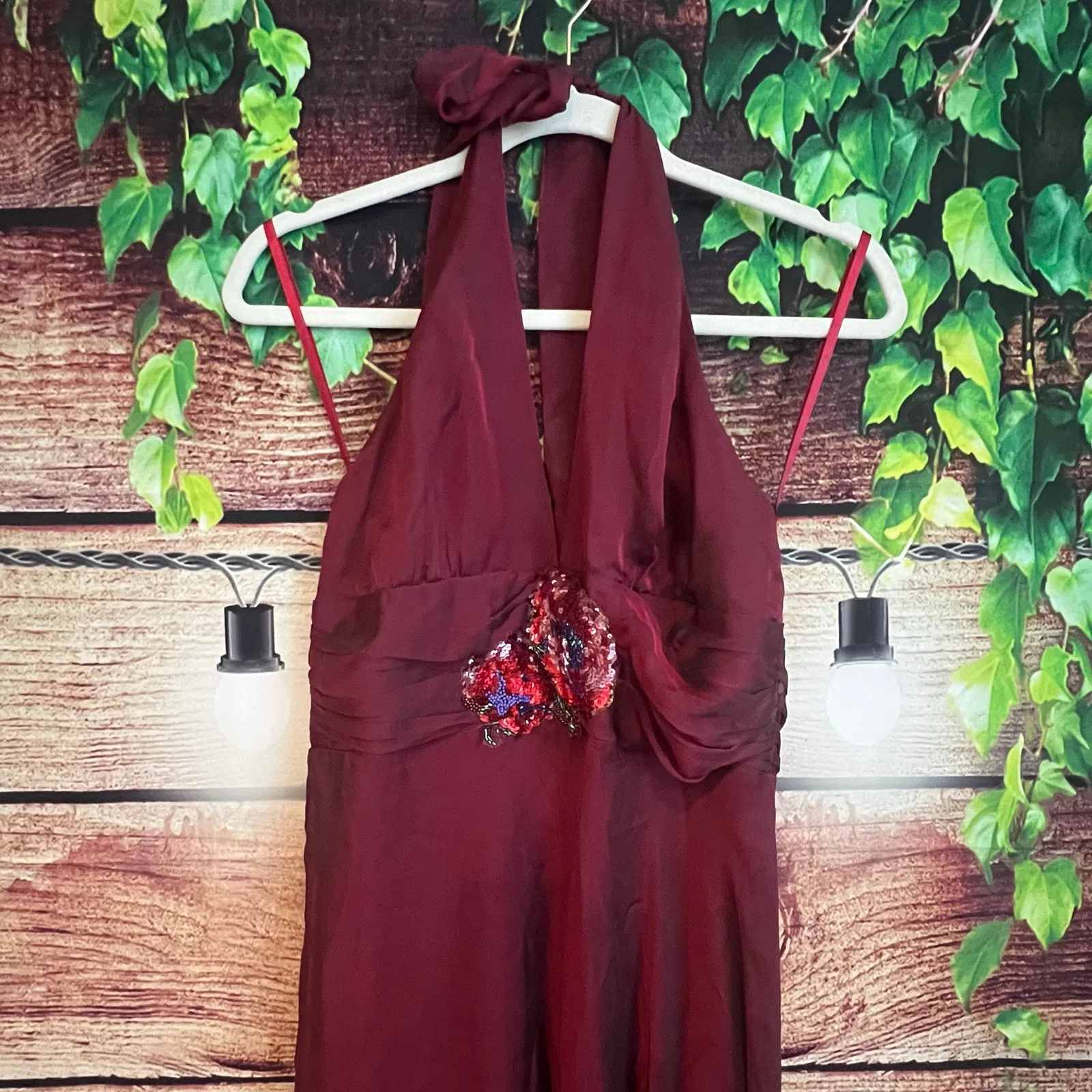 BCBG Max Azria Halter 100% Silk Chiffon Crimson Red Midi Dress Size 10 Low VNeck - Image 2