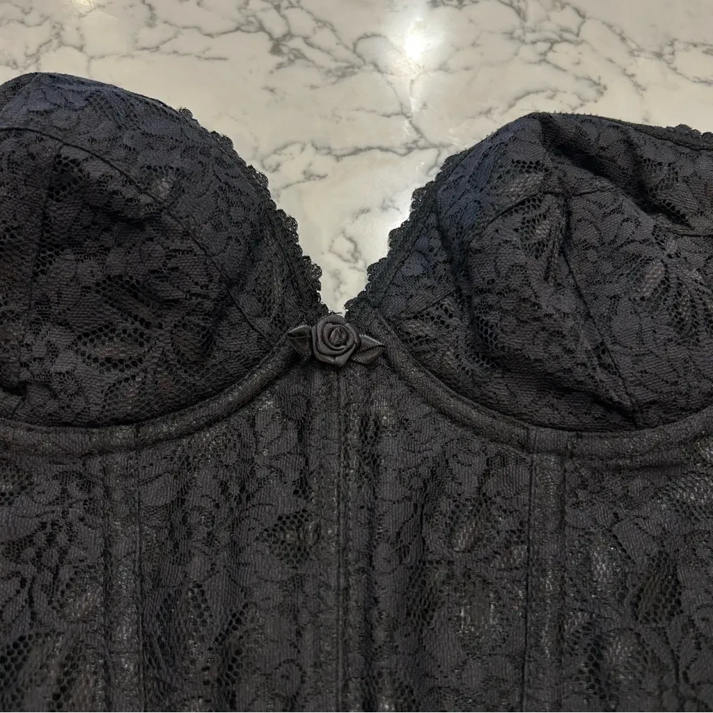 Fredericks of Hollywood Black Strapless Sheer Lace Corset Top Size 36C - Image 3