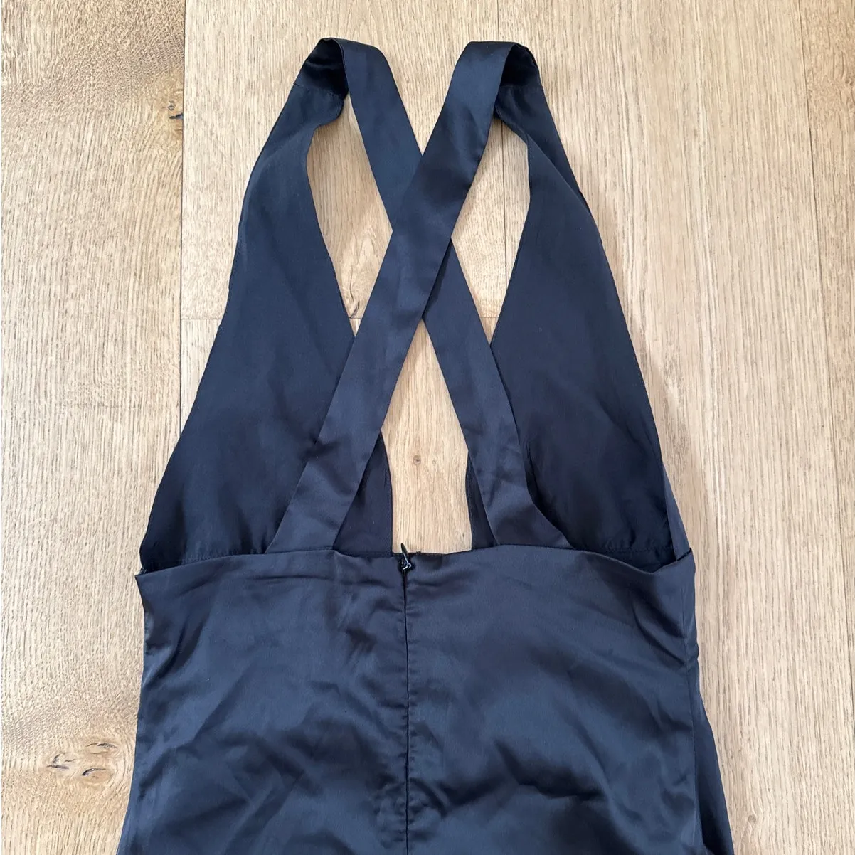 White Fox Mini Dress Sleeveless Cross Over Straps Size XXS Black - Image 6