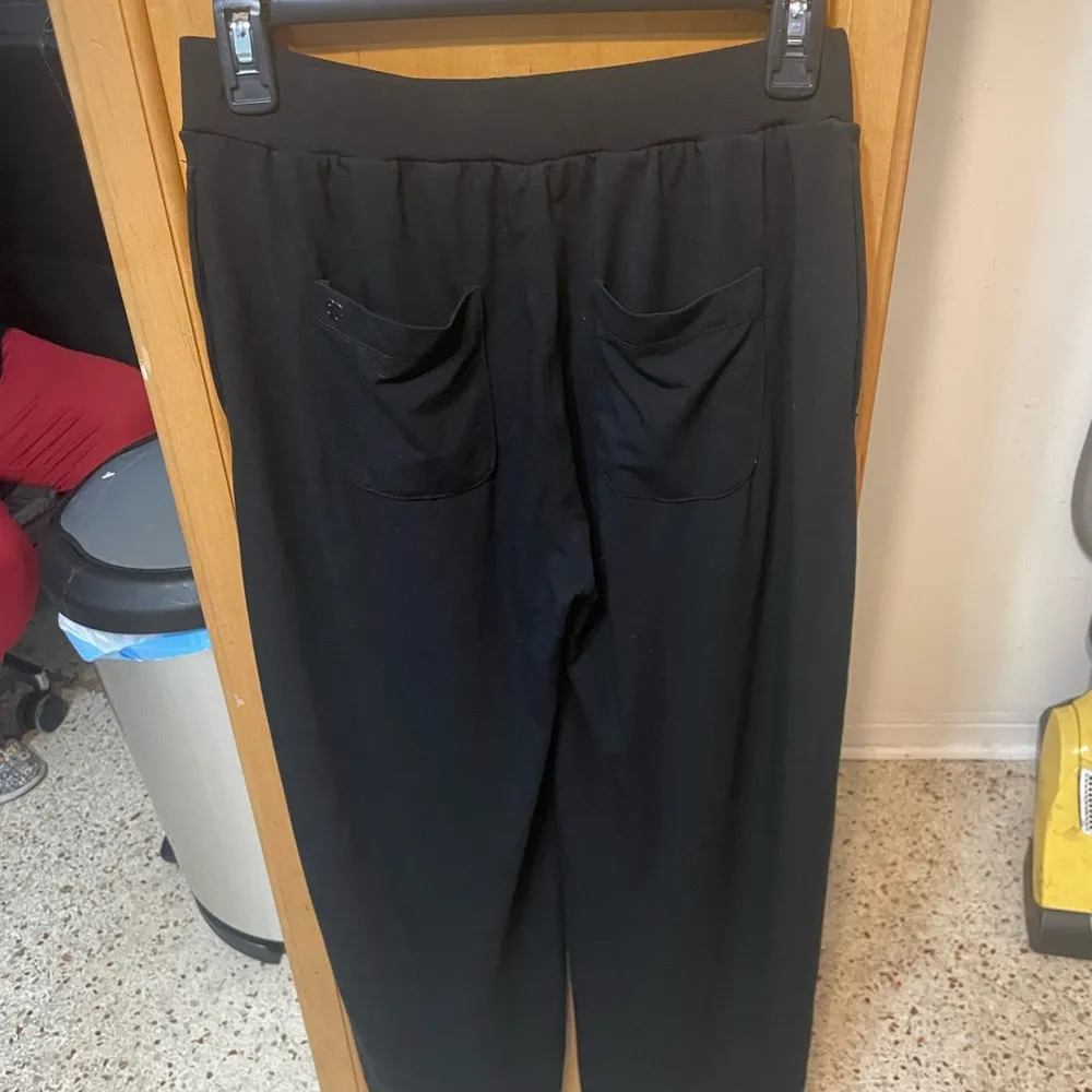 Betabrand All Day Loungers Slit Leg Black Pants Elastic Waist Womens Sz S - Image 5