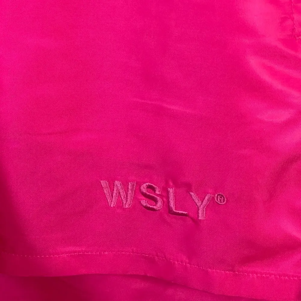 NWOT Bandier WSLY High Waist Nylon Shorts in Anemone Pink - Image 4