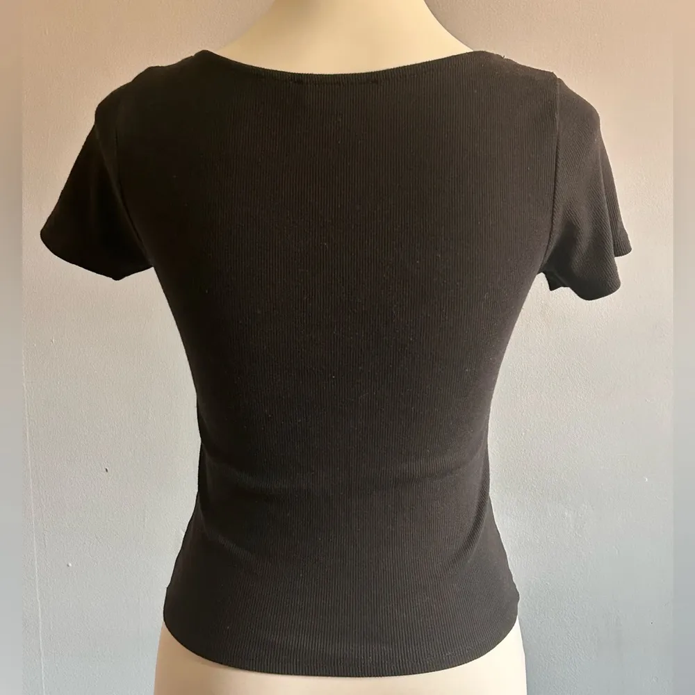 Mixed Threads Cute Black Top | Size: M Size M - Image 2