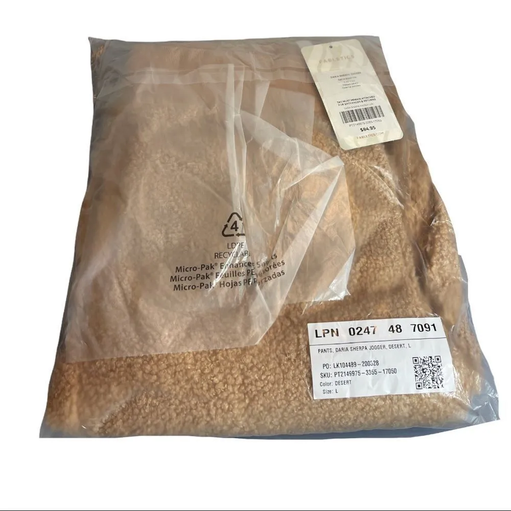 Fabletics Daria Sherpa Jogger Pants Size L New in Unopened Packaging - Image 4