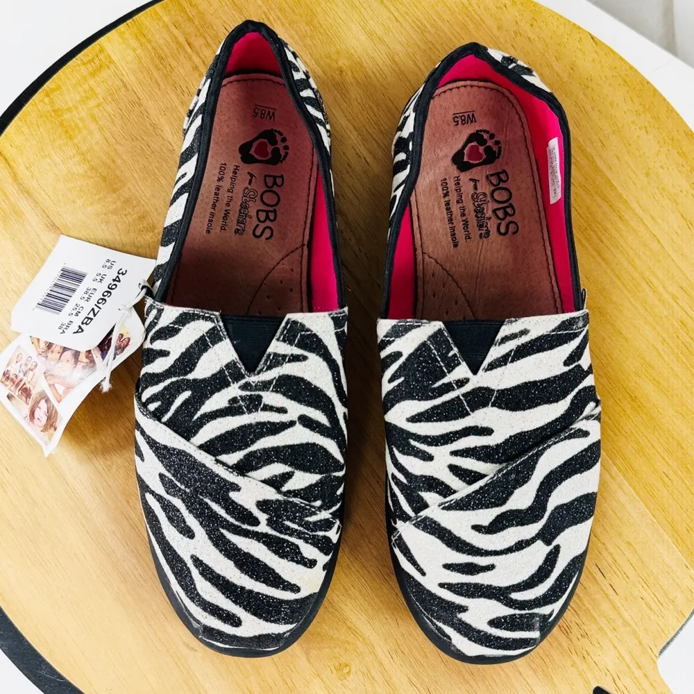 Bobs by Skechers World Encourage Glitter Zebra Stripe Slip On Shoes Black White Size 8.5 - Image 3