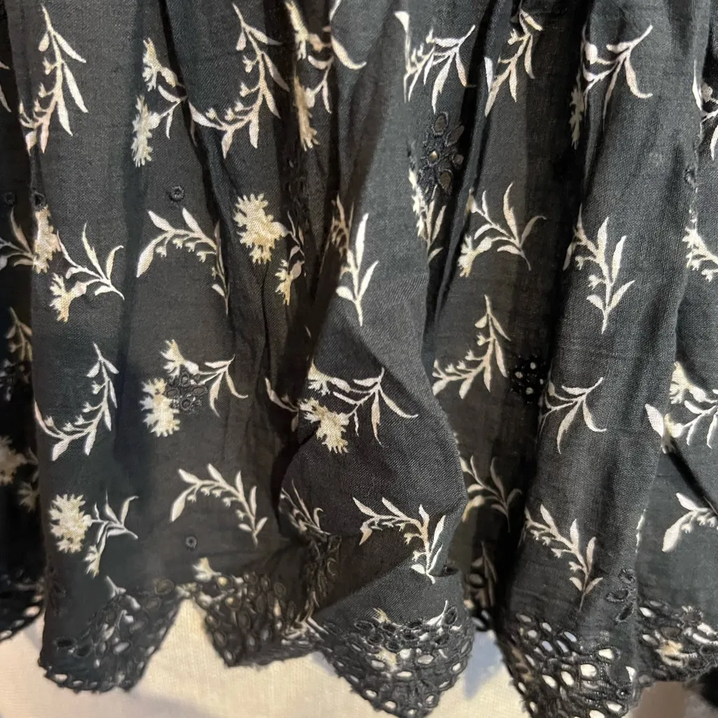 AMERICAN EAGLE Long-Sleeve Smocked
Navy Babydoll Blouse Bohemian Fall SMALL - Image 10