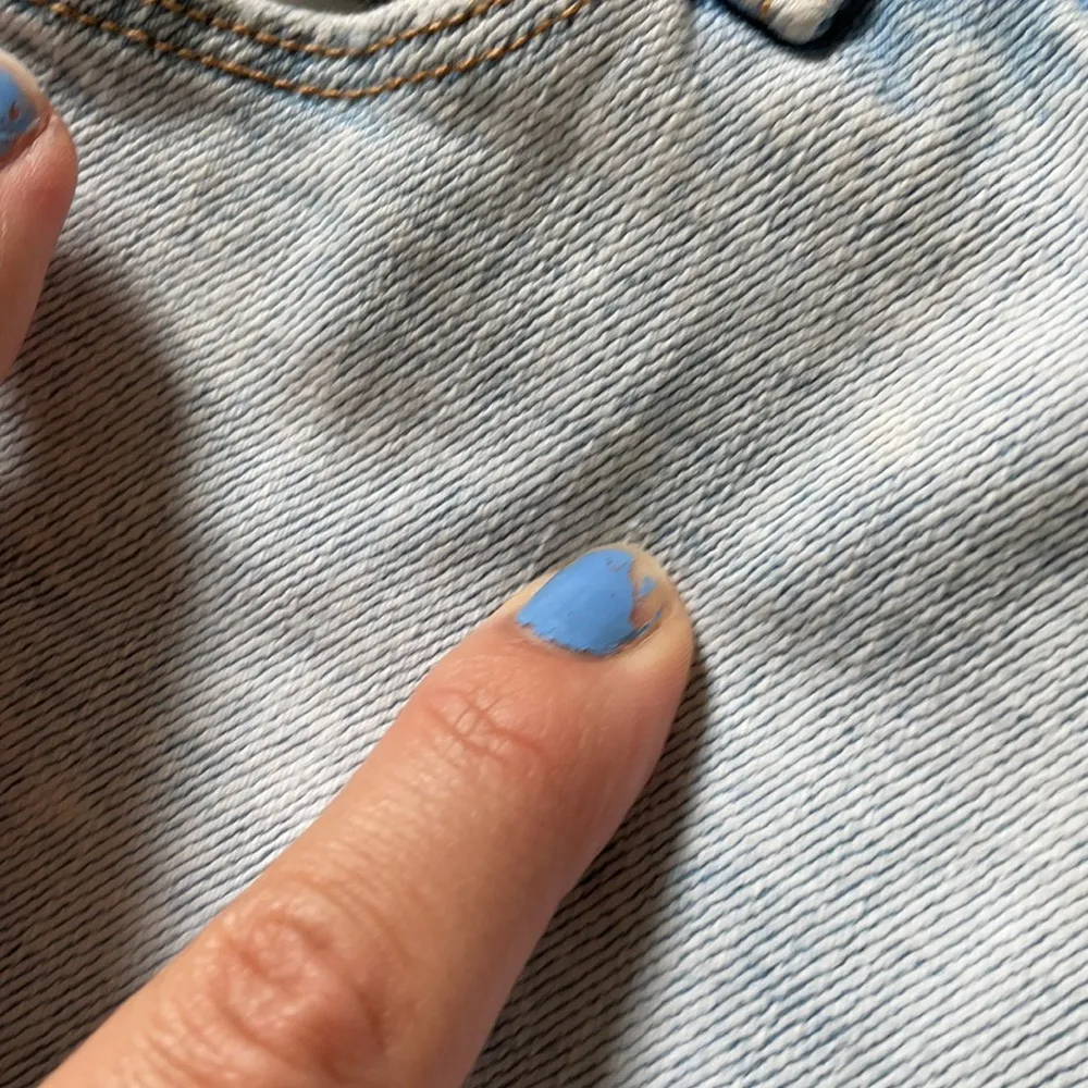 Old Navy high rise slim pockets shorts - Image 5