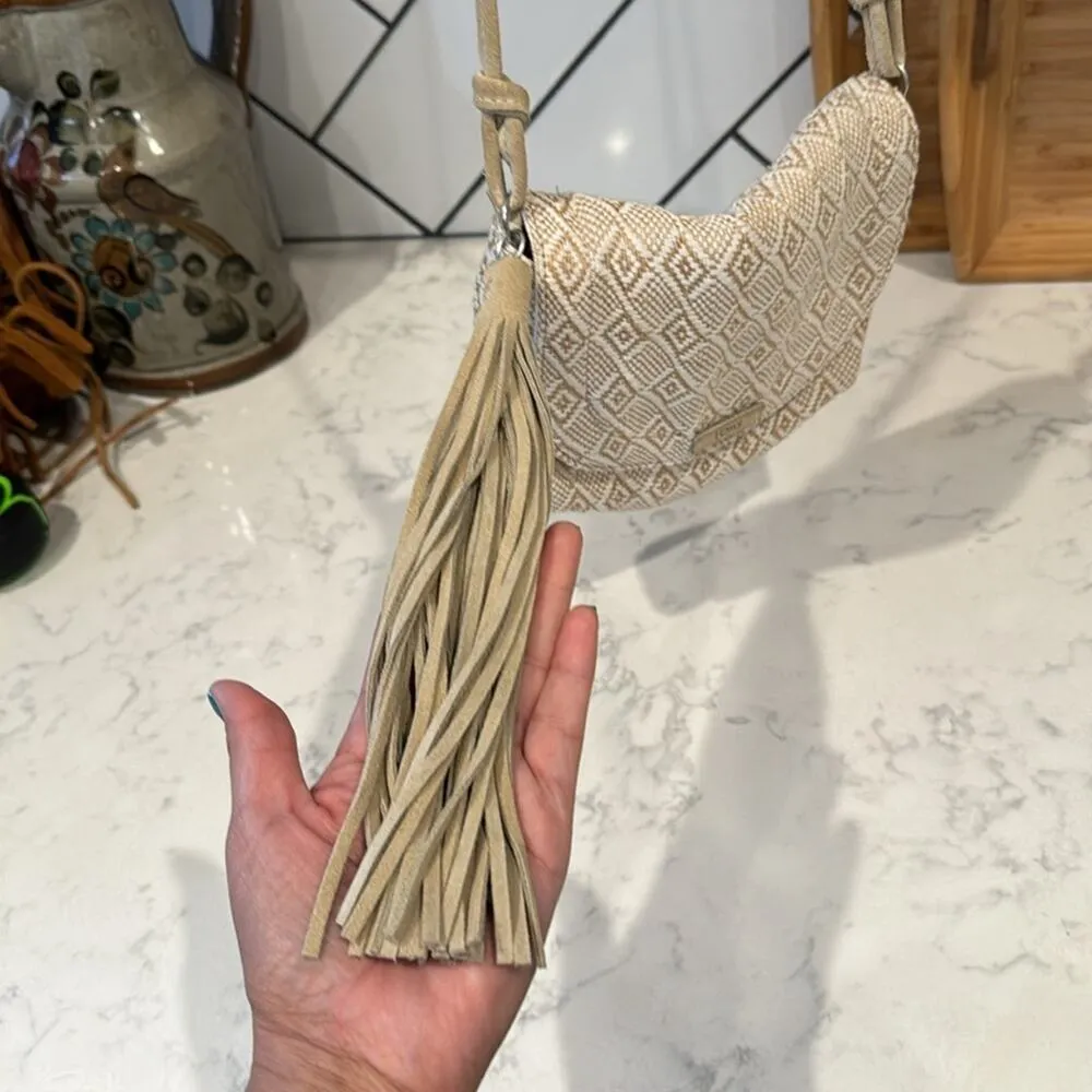 Toms Crossbody Bag Tassel suede Canvas Magnetic Closure Aztec Print Cream - Image 3