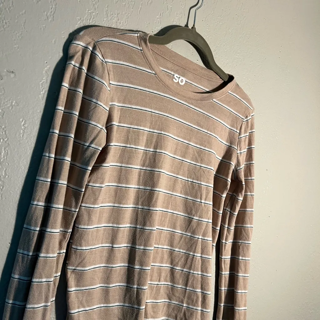 SO Women's Tan Striped Long Sleeve Top SZ XS Summer Casual T Shirt Cute + Petite - Image 3