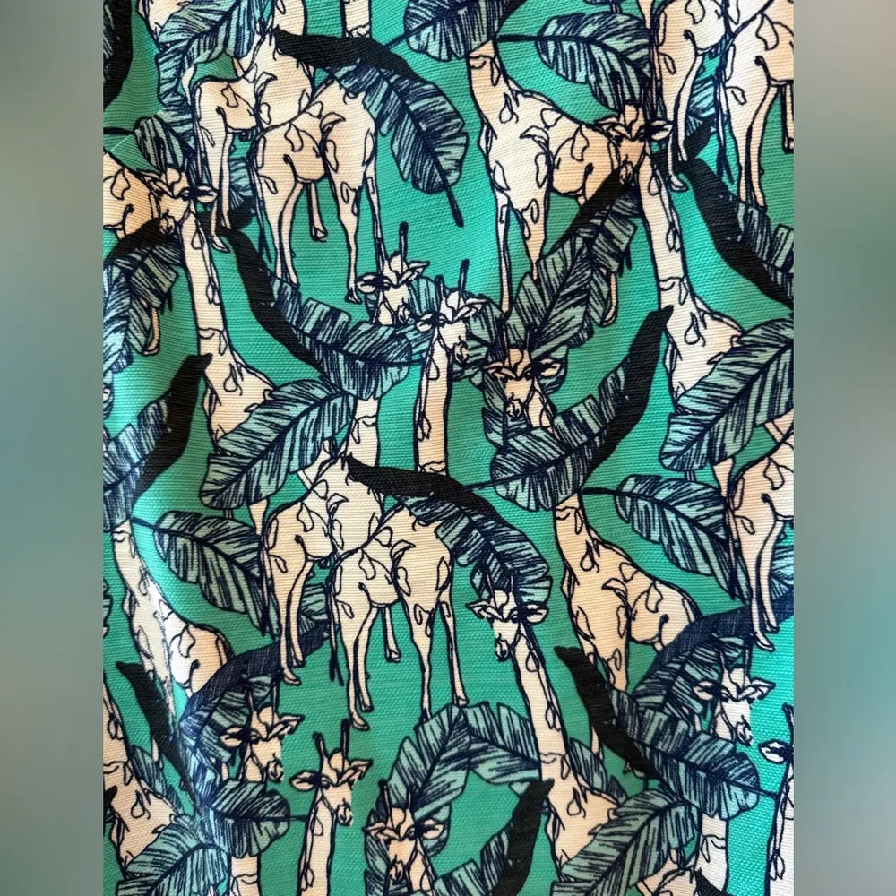 Talbots Giraffe Shift Dress All-Over Animal Print Safari Travel Sleeveless 6 - Image 3