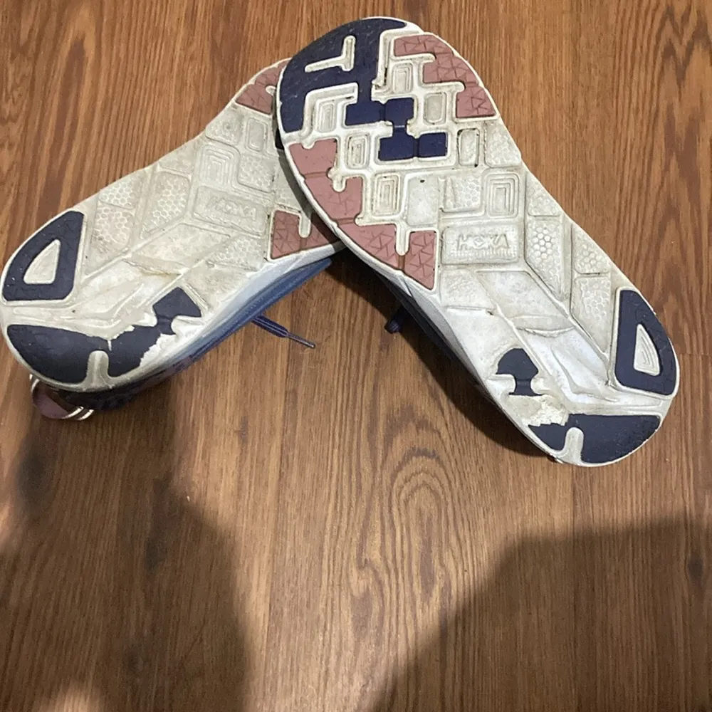 Hoka One One Women’s Size 9.5 Clifton 5 Marlin/Blue Ribb Running Sneakers - Image 8