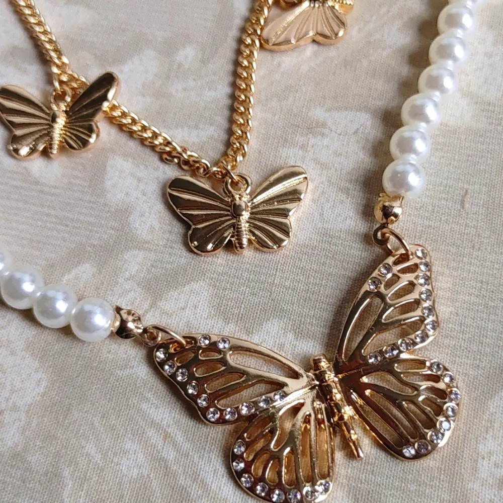 Gold & Pearls Butterfly Double Necklace Set - Image 2