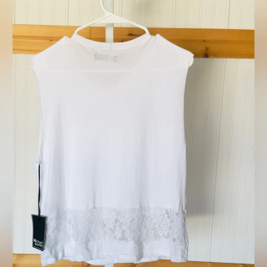 NWT Michael Lauren XRevolve Lace Top Size Small White - Image 2