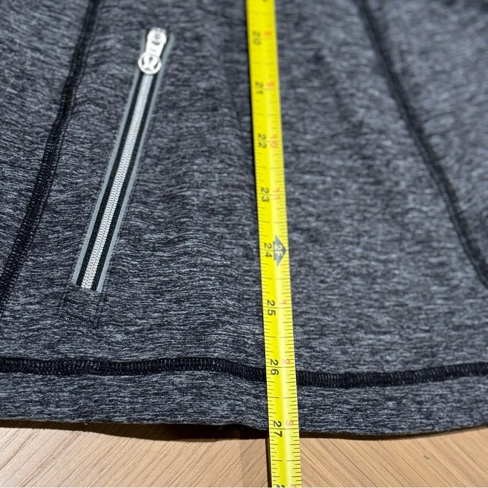 Run Your Heart Out 1/4 Zip Pullover Size 2 - Image 6