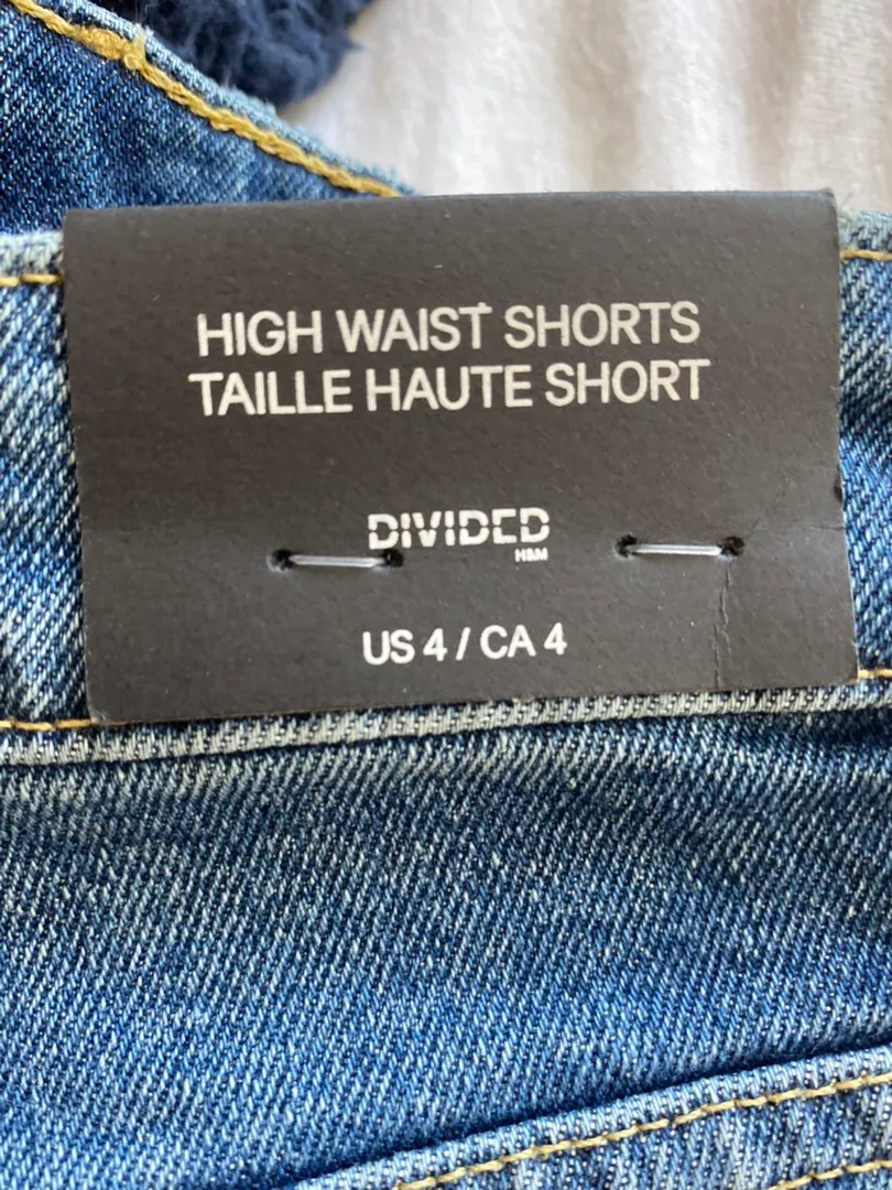 H&M Denim Cutoff Shorts - Image 4