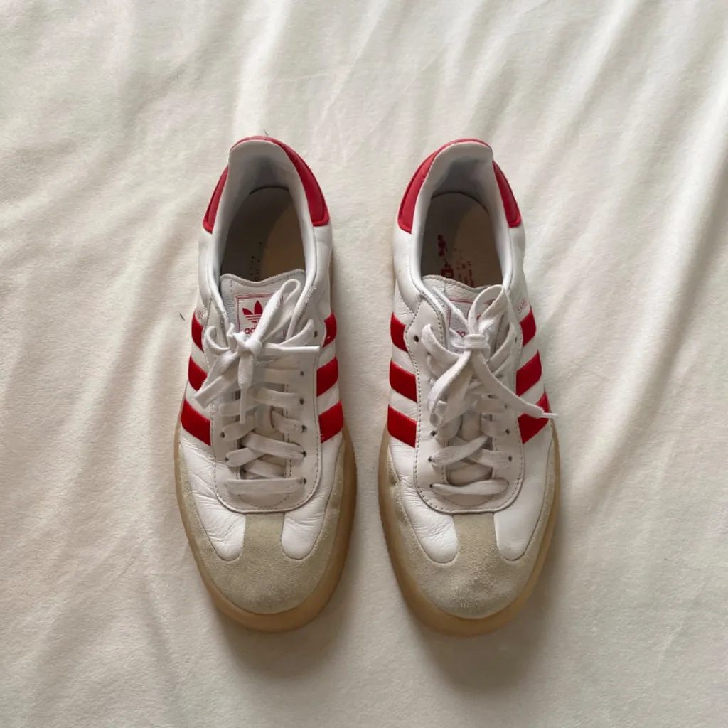 white and red adidas gum sambas - Image 2