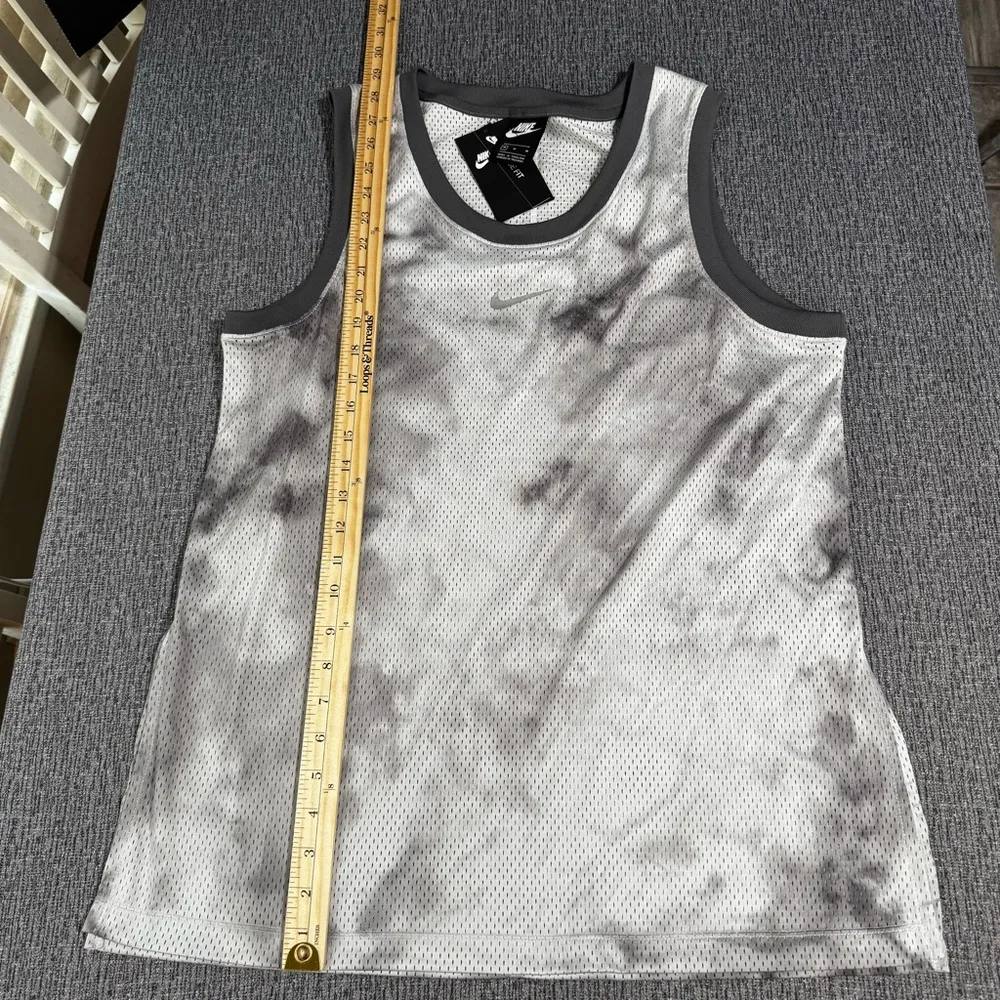 Nike Women’s Icon Clash Tank Top - Image 12