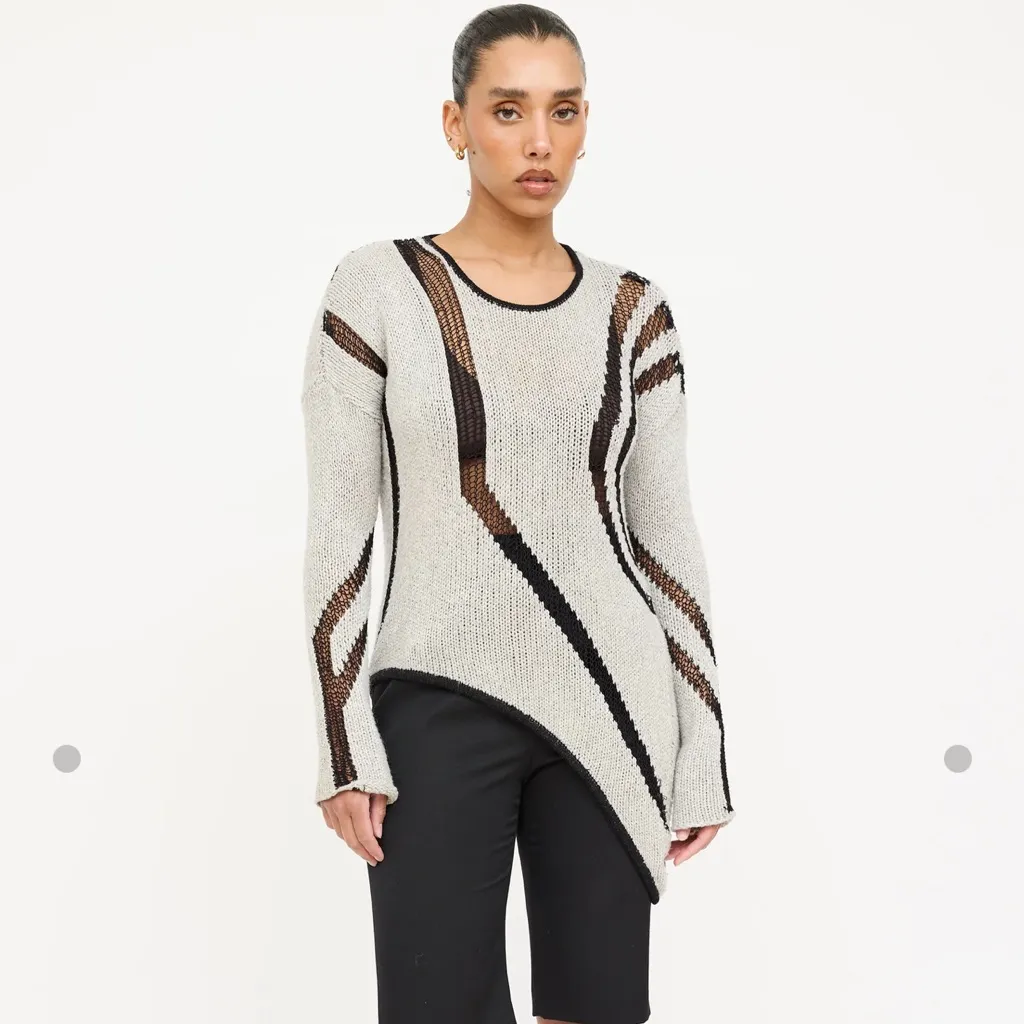 Helmut Lang Asymmetrical Gray and Black Intarsia Sweater - Image 8