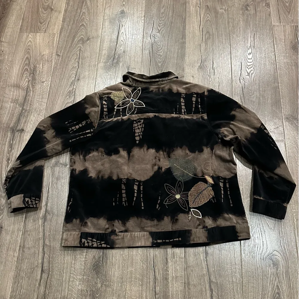 CHRISTOPHER & BANKS Women's Velvety Embroidered Floral Jacket Boho 1X Dark Goth - Image 10