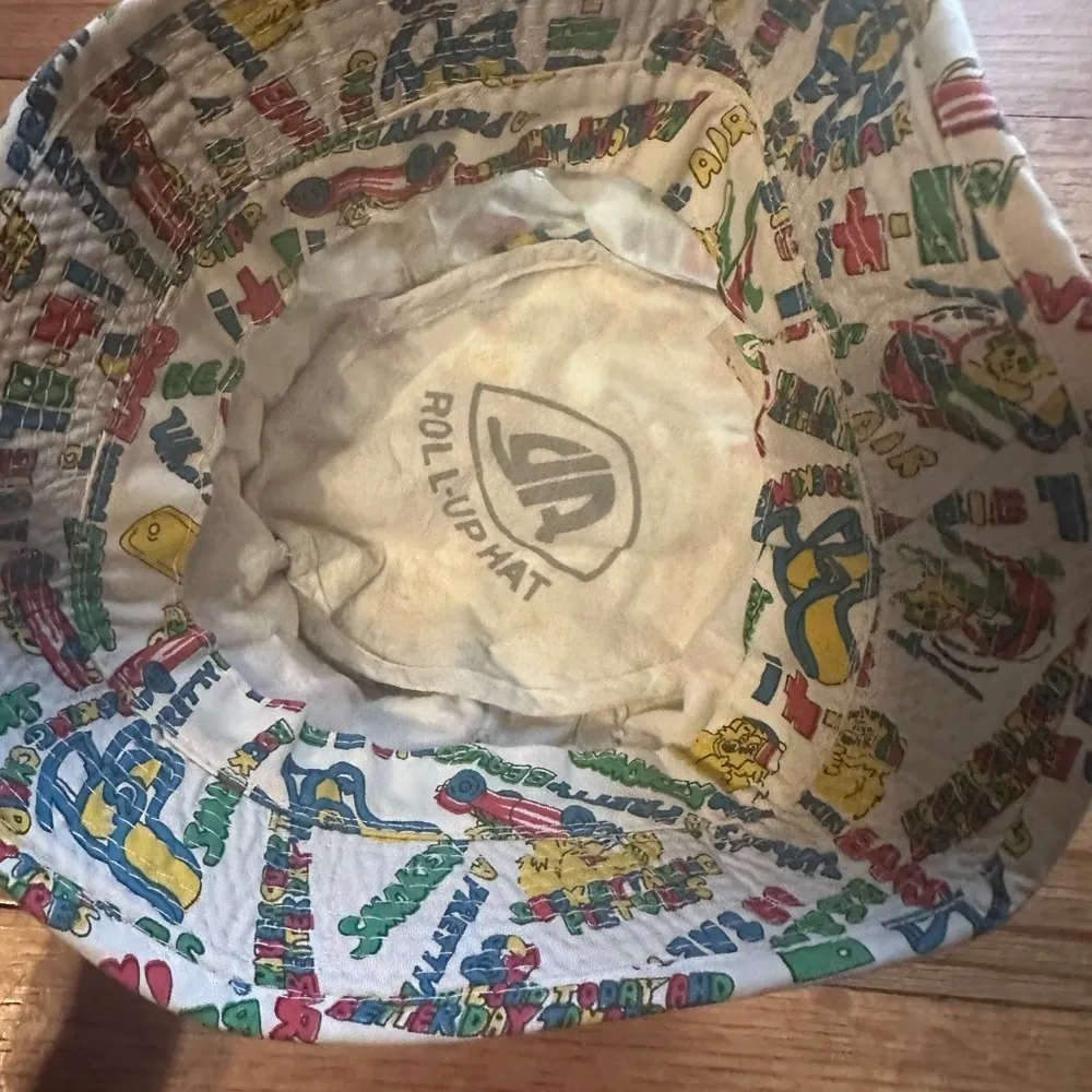 Vintage YR Roll Up Smokey the Bear Bucket Hat White - Image 5