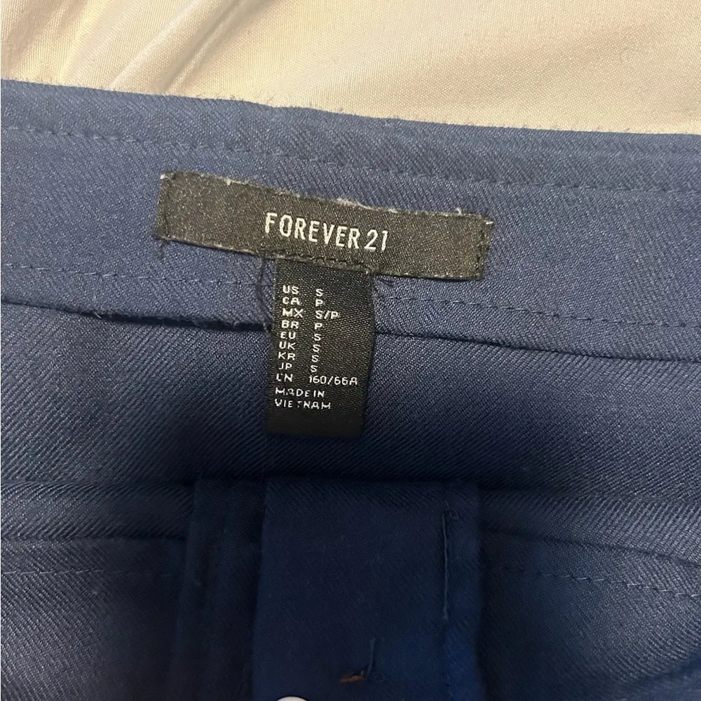 Forever 21 Navy Blue Button Down Mini Skirt size small - Image 4