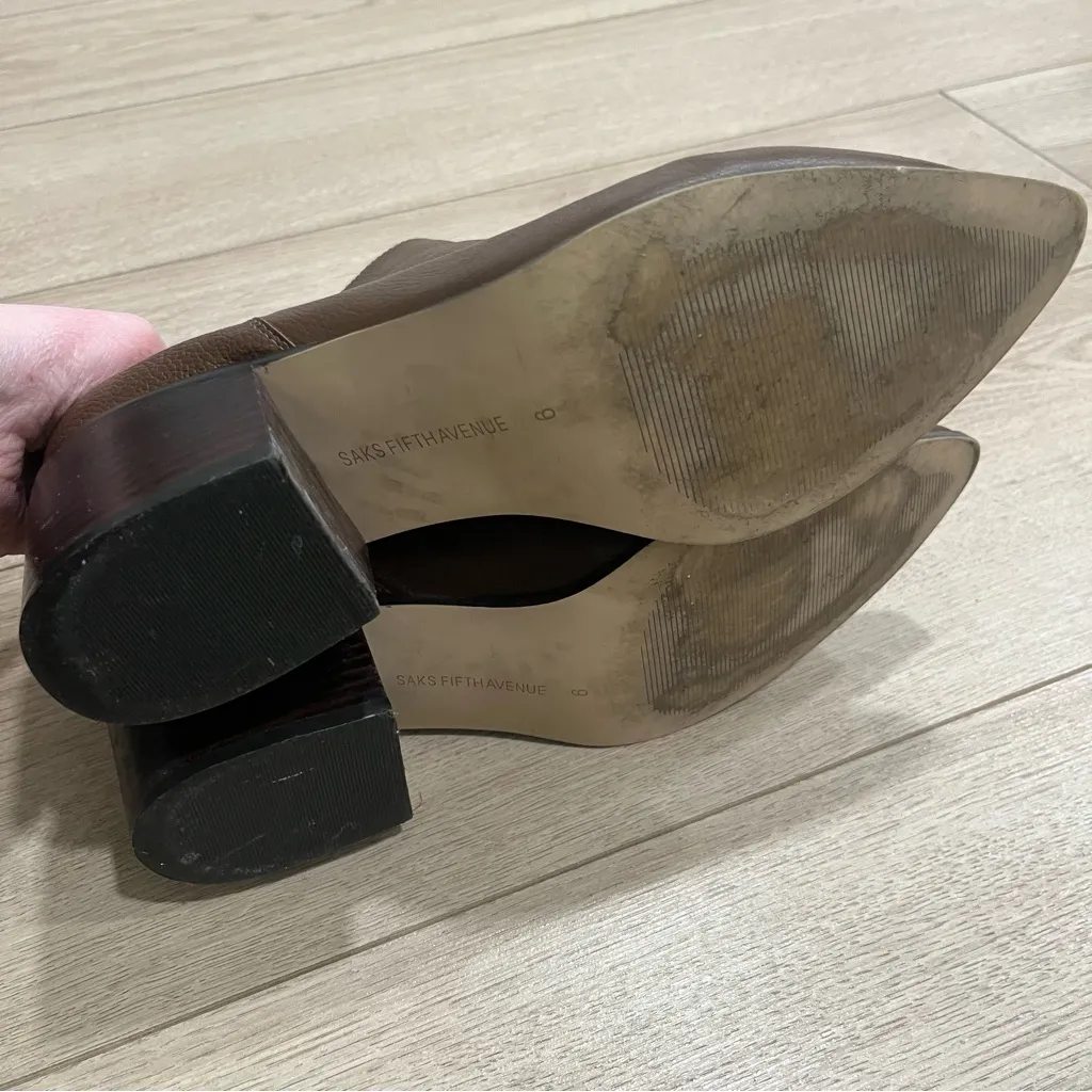 Saks Fifth Avenue Rowena Brown Leather Pull On Ankle Boot Size 9 - Image 10