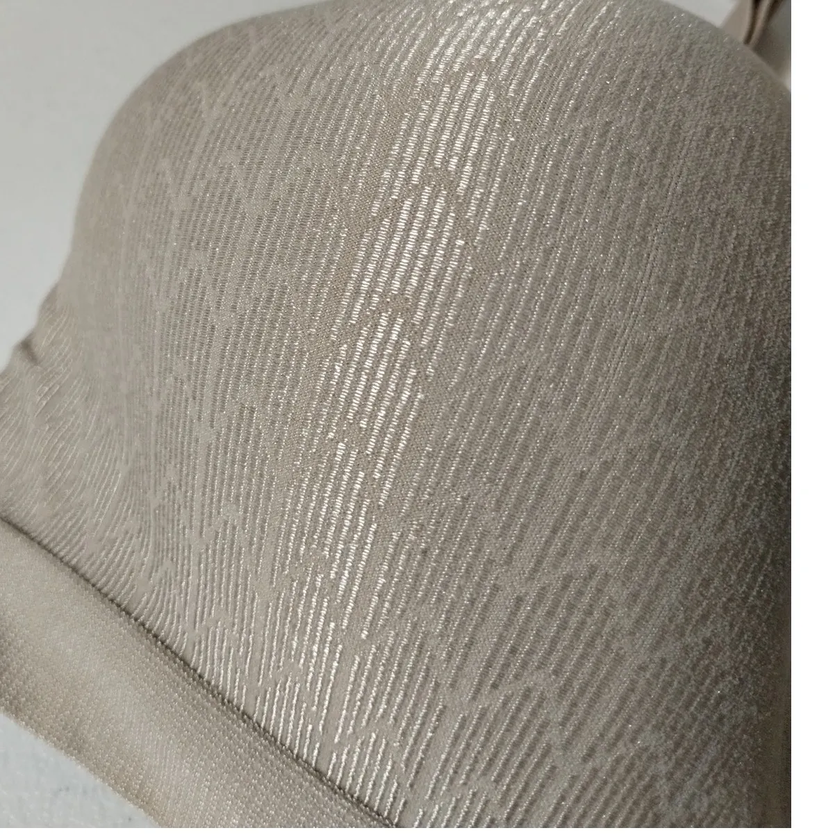 Bali Womens Size 36D Beige Comfort Revolution Wireless Wirefree Shaping Bra 3463 - Image 3