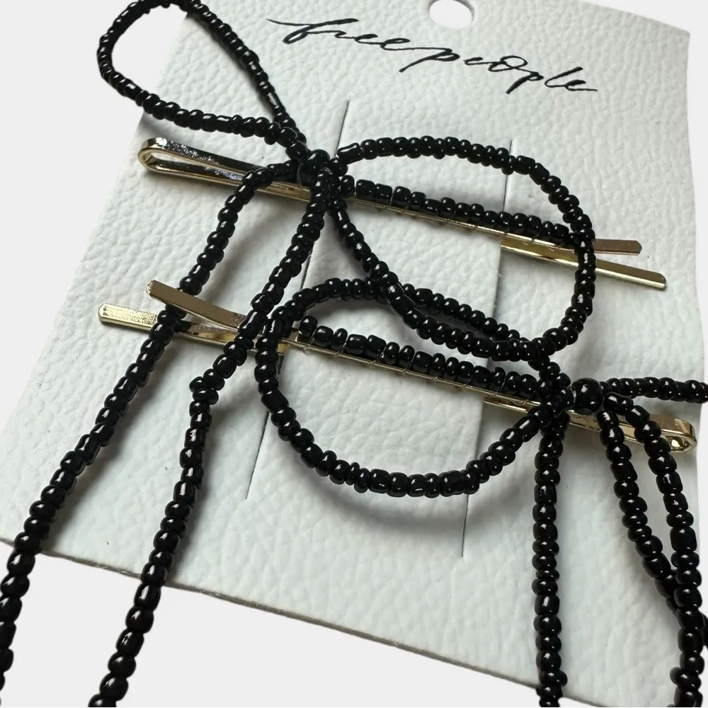 Free People Coquette Dainty Beaded Bow Bobby Pins in Black NWT Dangle - Image 7