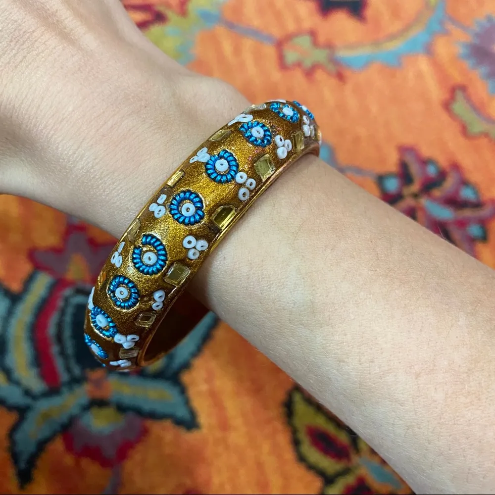 Beaded bangle bracelet - Image 3