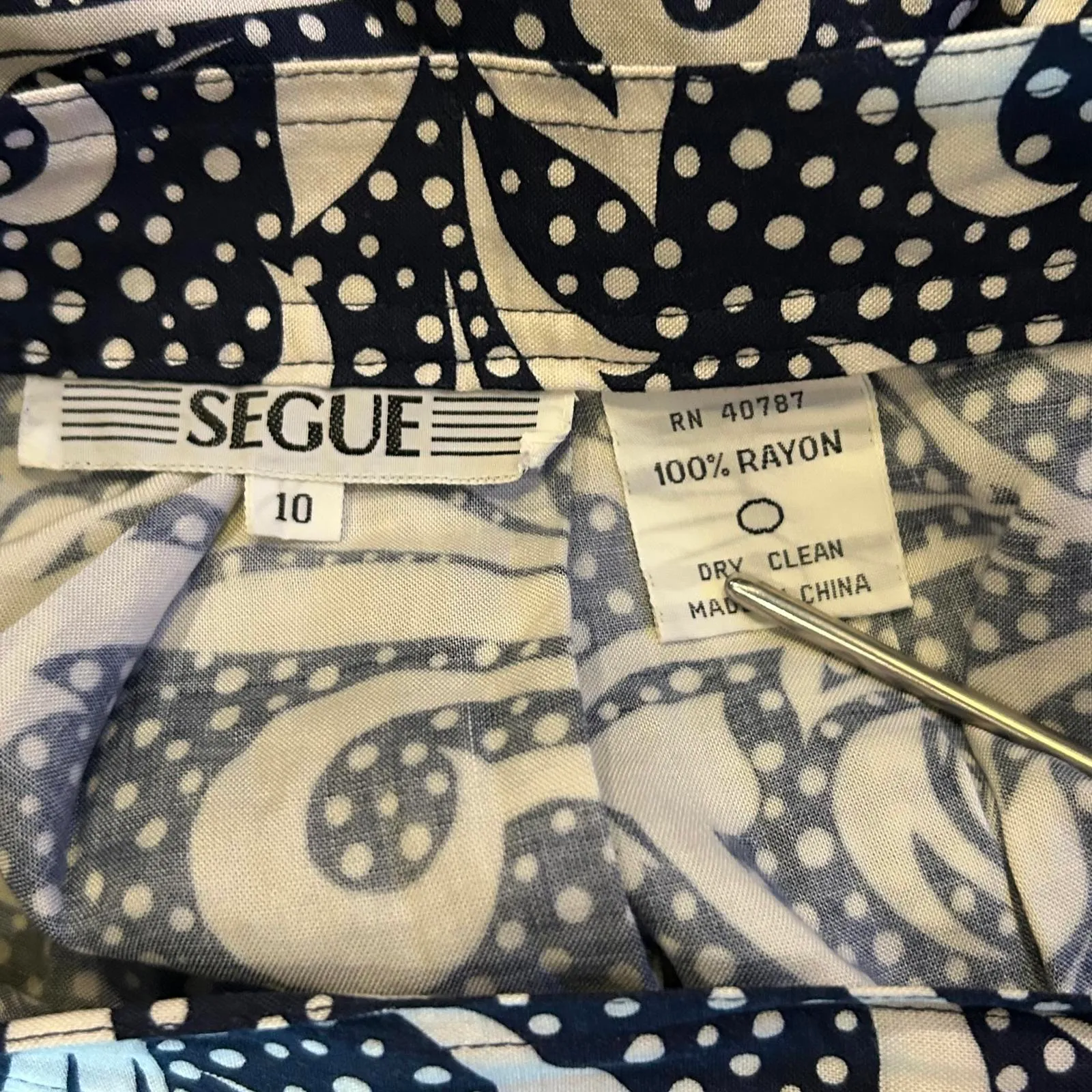 Segue Womens 2 Piece Set Navy & White Knit Top and Skirt Size 10 Black - Image 6